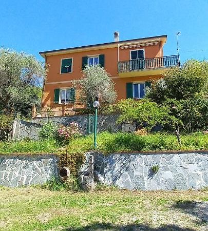 Casa Peonia Lovely Flat Монеглия Екстериор снимка