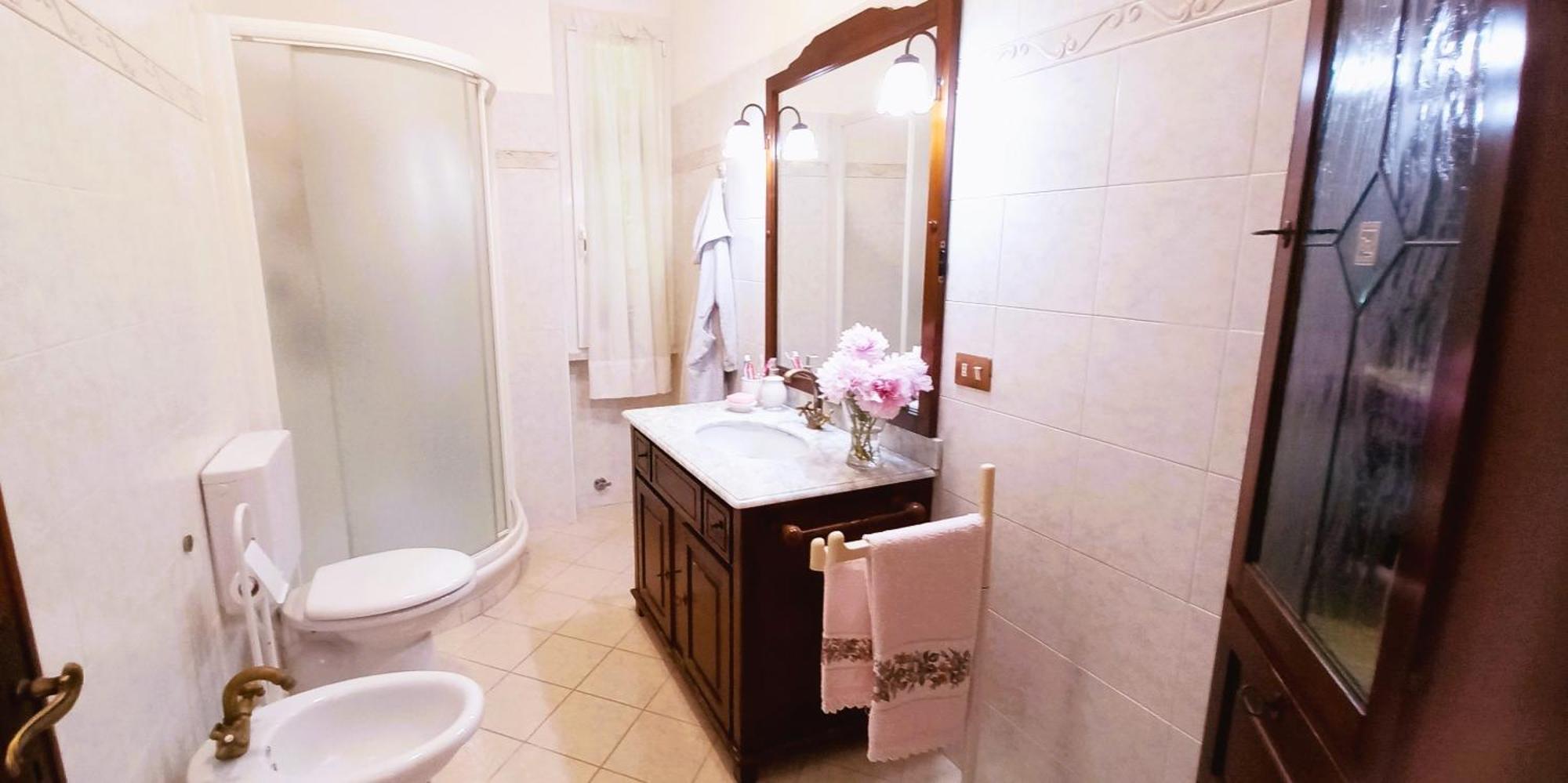 Casa Peonia Lovely Flat Монеглия Екстериор снимка